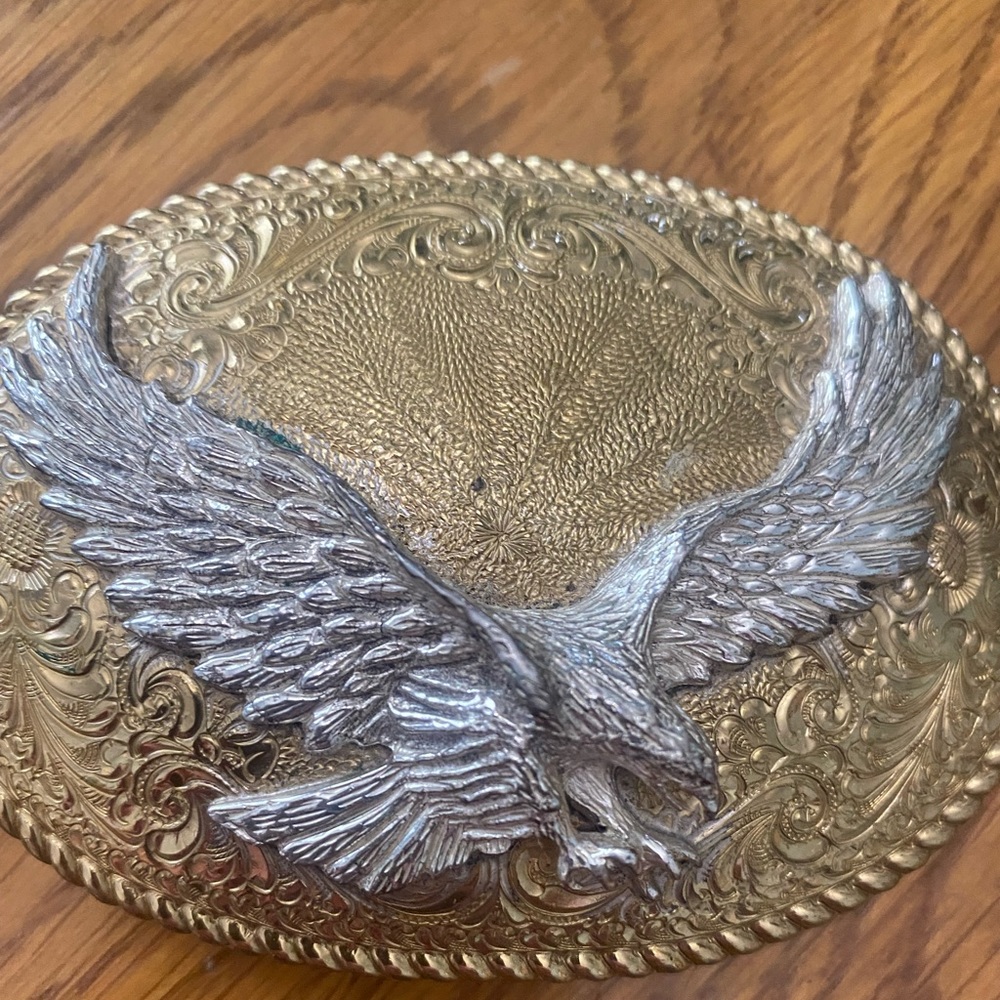 Silver engraved buckle